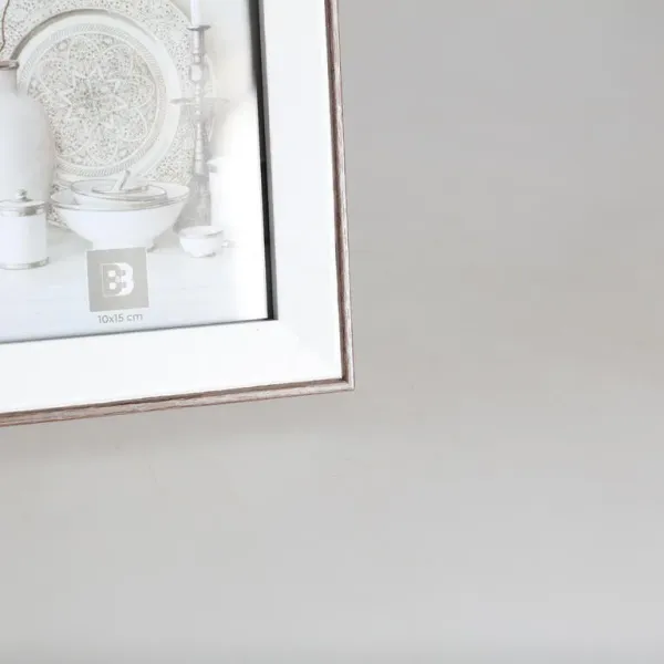 marco de foto 15x20 blanco y madera 2