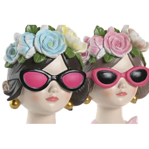 figura chica flores resina