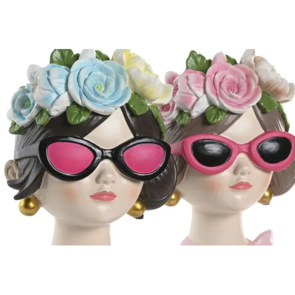 figura chica flores resina