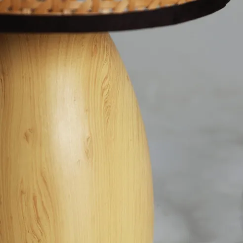 lampra sobremesa beig rattan
