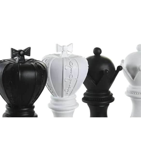 figura ajedrez blanca y negra