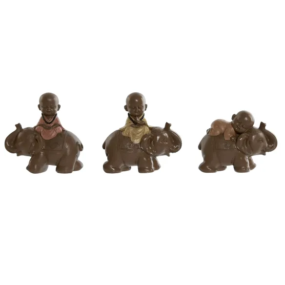 figura monje con elefante